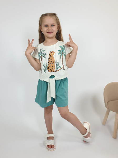 Комплект для девочки (джемпер+шорты)