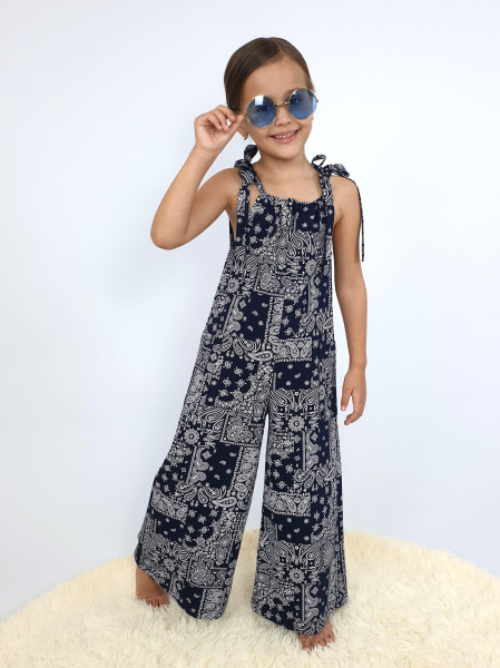 Комбинезон для девочки